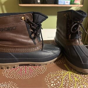 Sporto Kids Brown and Black Duck Boots size 6